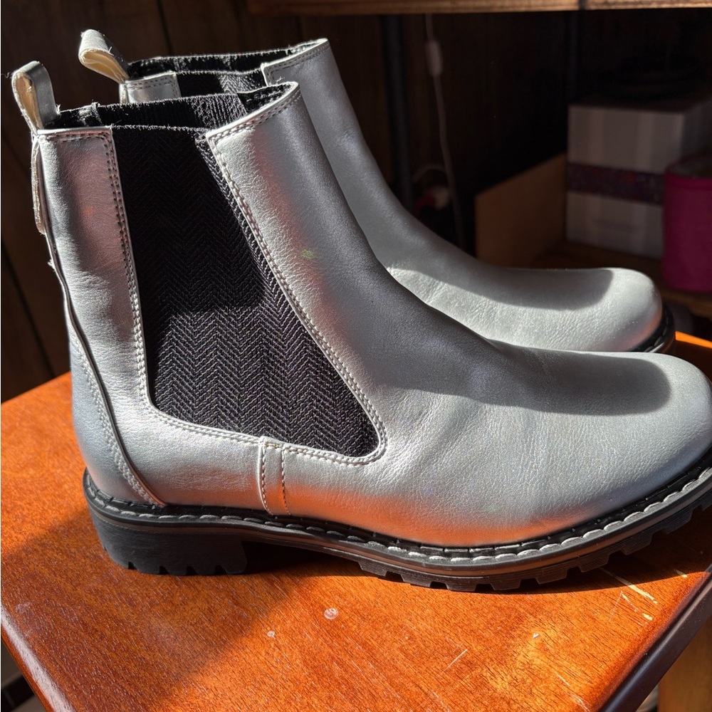 Corkys Black Leather Chelsea Boots